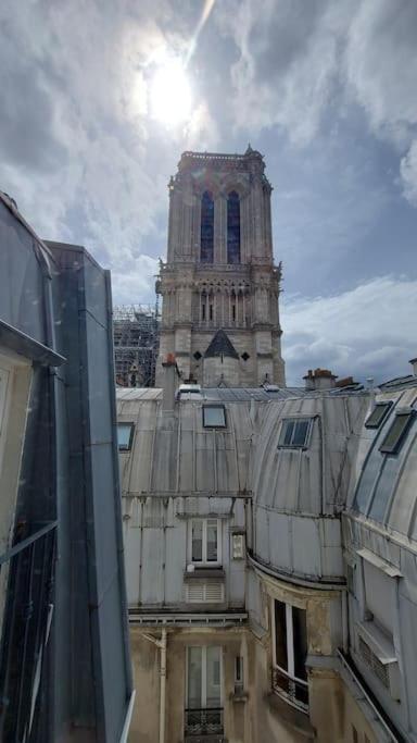 Duplex Notre-Dame De Paris Apartment Екстериор снимка