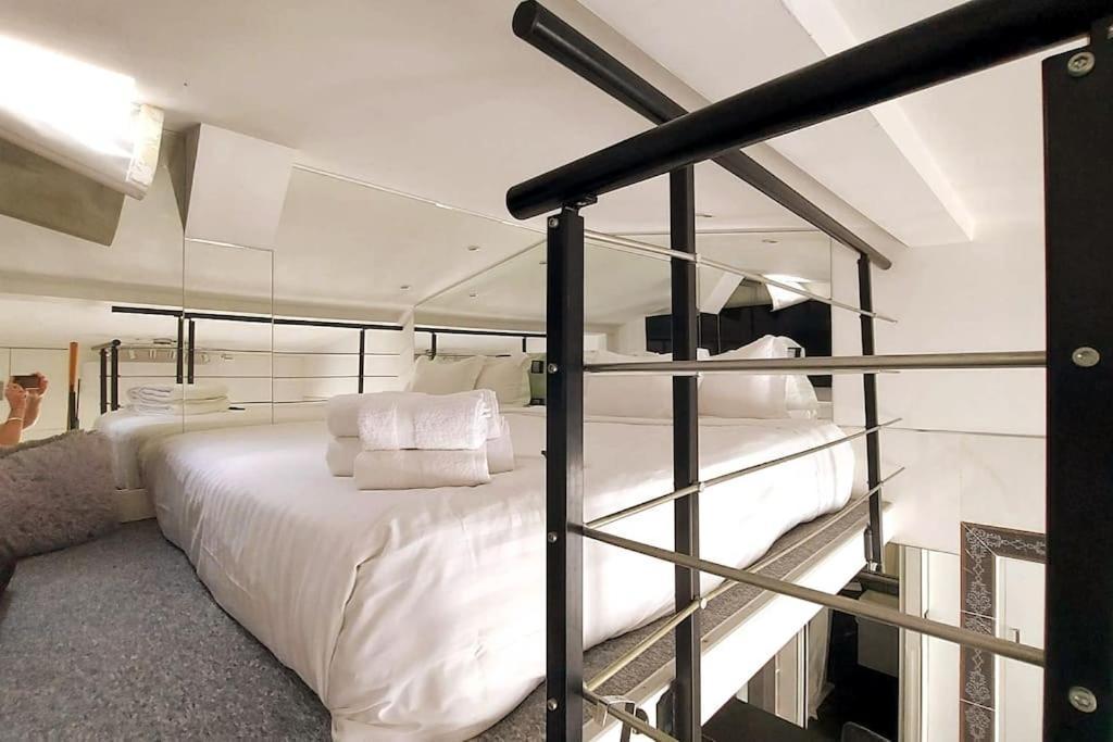 Duplex Notre-Dame De Paris Apartment Екстериор снимка